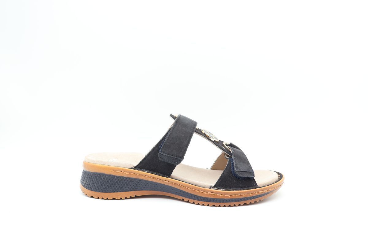 Ara Sandal